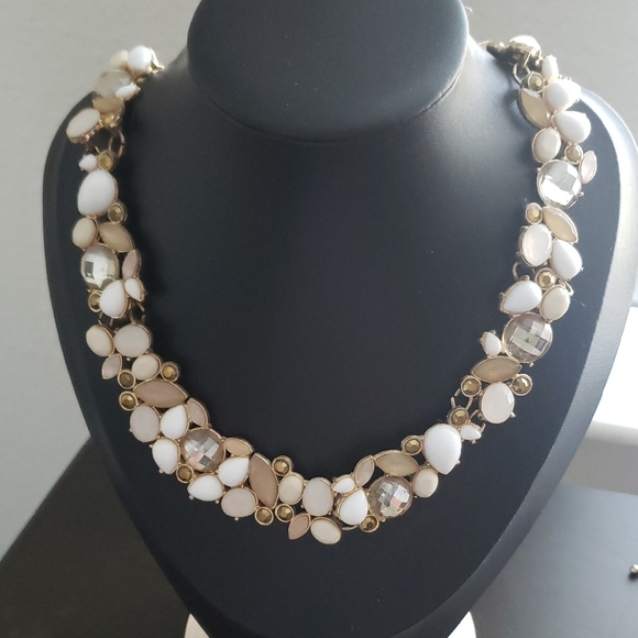 New York & Company Gold and White Cluster Necklace - Picture 1 of 4